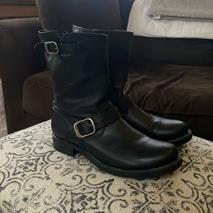 Frye Veronica short boots